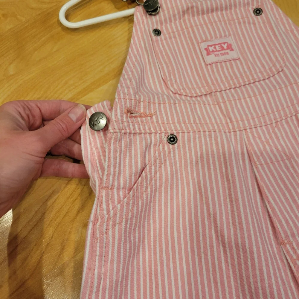 Baby pink and white bib overalls size 12 months - Picture 5 of 8